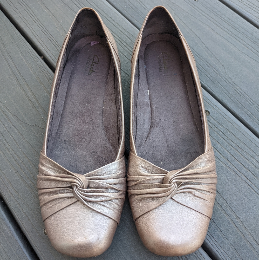 Clarks Chateau Manor Bronze Metallic Leather Flats - Picture 1 of 5
